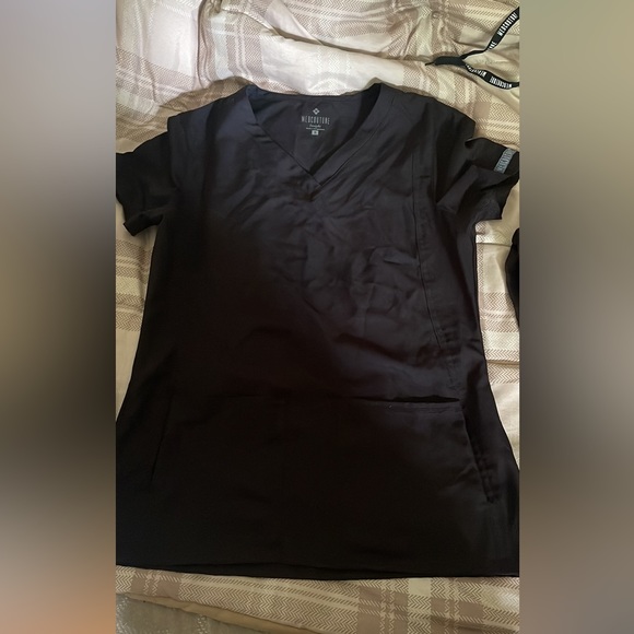 Medcore scrub set - Picture 3 of 3